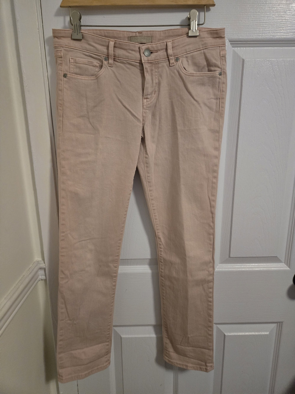 Uniqlo Skinny Jeans in Light Blush Pink